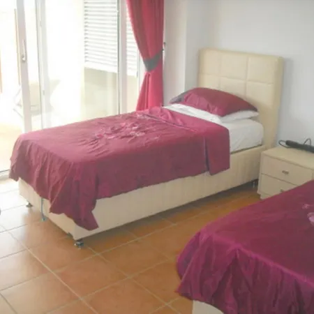 Babylon Bliss Is A Unique 3 Bed 3 Bath Duplex Home With Its Own Private Pool 公寓 *